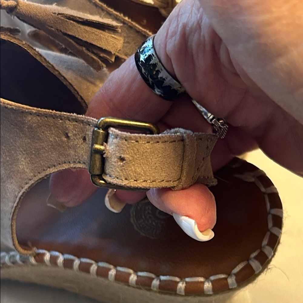 Tan/Brown Wedge Sandals - Picture 10 of 11